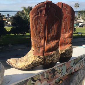 Tony Lama | Vintage Snakeskin Cowboy Boots